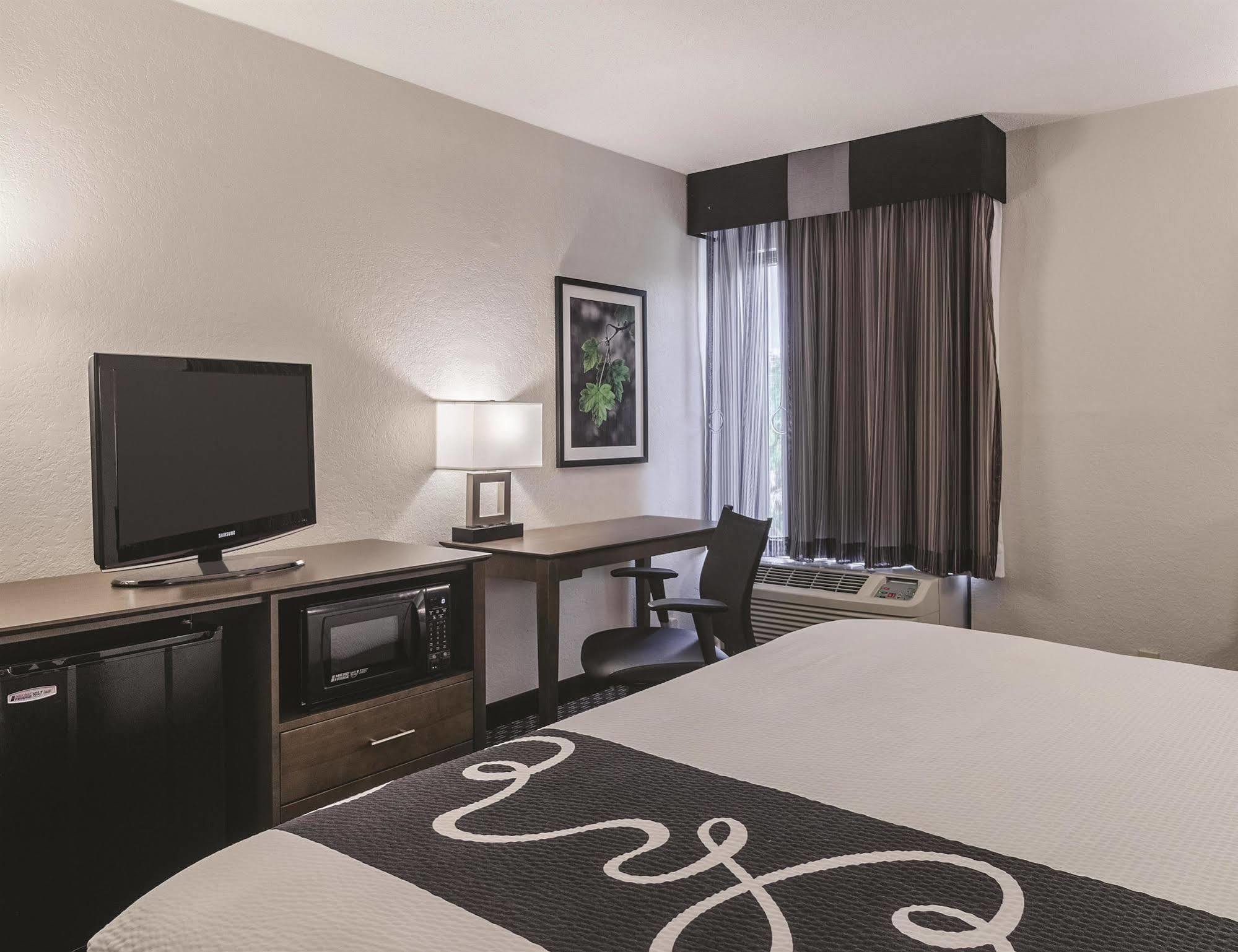La Quinta By Wyndham Myrtle Beach - N. Kings Hwy Ngoại thất bức ảnh